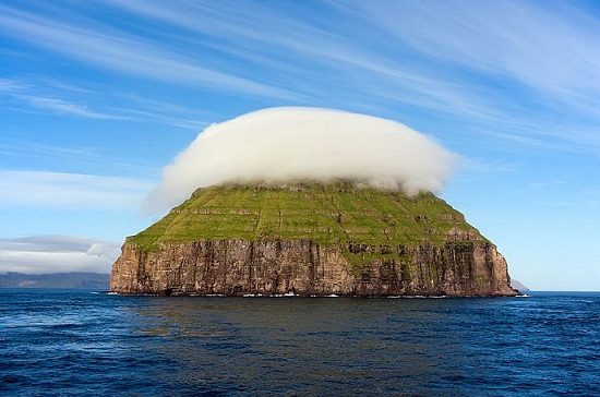 Остров Луйтла-Дуймун - уникальное место, где отдыхают сами облака