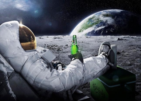 22917_3d_space_scene_astronaut_chilling_on_the_moon_with_beer