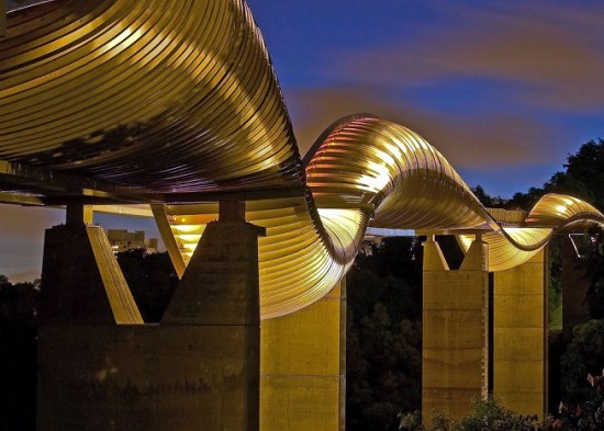 Самый восхитительный мост "Волны Хендерсона" в Сингапуре