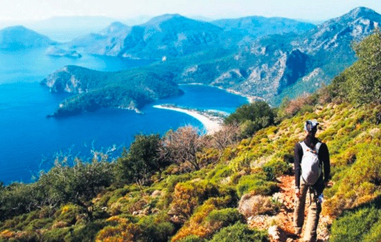 Красота Турции привлекает иностранных путешественников-любителей походов