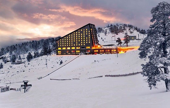 Популярные горнолыжные курорты Турции привлекают тысячи местных и иностранных туристов