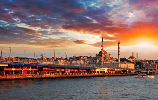 Узнайте, что делать, когда вы путешествуете по удивительному Стамбулу