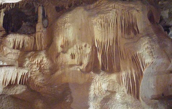 Пещера Taşkuyu в Мерсине восстановлена ​​и открыта для туризма