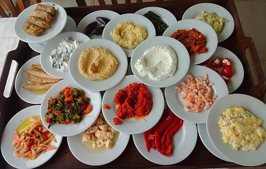 10 блюд, которые вы должны попробовать в Измире, Турция
