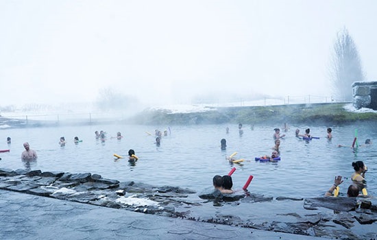 Горячие бассейны и источники Исландии