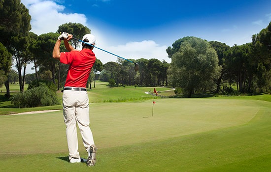 Где лучше всего играть в гольф в Турции?