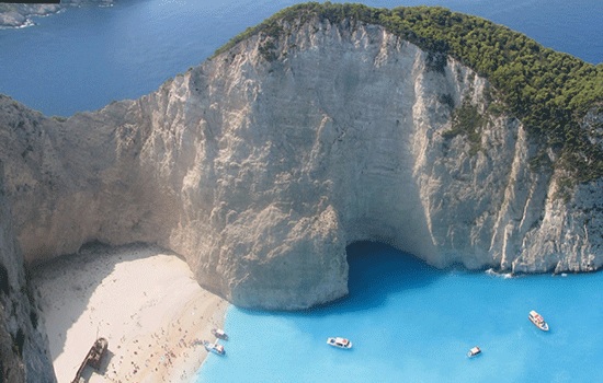 Солнечная Греция — идеальное место для спокойного отдыха