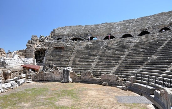 Римский театр в Сиде