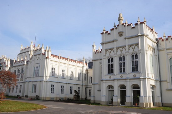 Замок Брунсвик - неоготический замок с богатой историей
