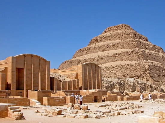 Древнейшую пирамиду Египта открыли для туристов