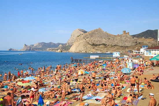 «Вирусный» сезон Крыма 2020 – стоит ли ждать туристов и рост продаж недвижимости?