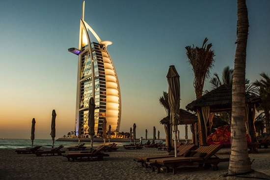 Новая вспышка Covid-19 может уничтожить туризм Дубая