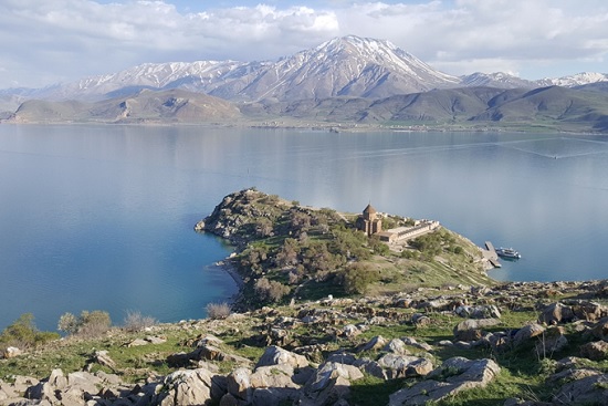 Озеро Ван – ещё одно загадочное место в Турции
