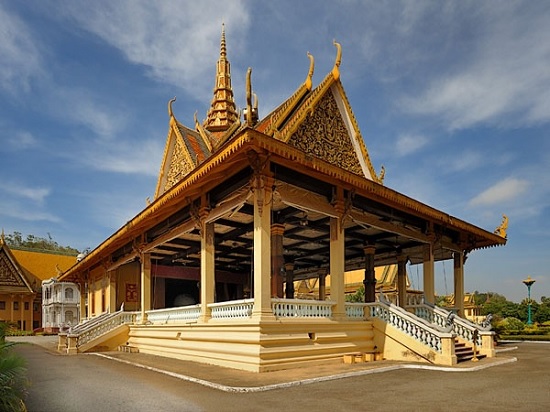 Пномпень – столица Камбоджи, построена на легенде