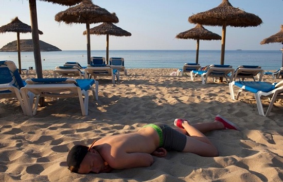 Испания будет бороться с пьяными туристами