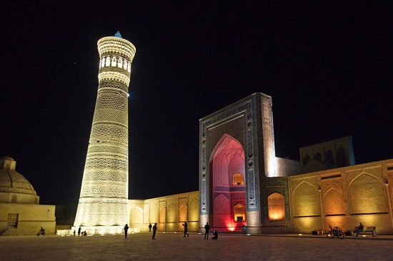 Туристические агентства регистрируют повышенный спрос на туры в Узбекистан