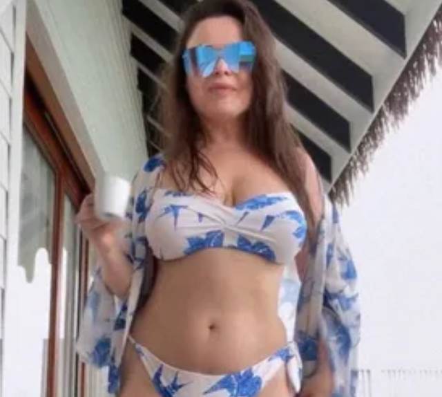 На Мальдивах в бикини: Наташа Королева поделилась новой фотосессией