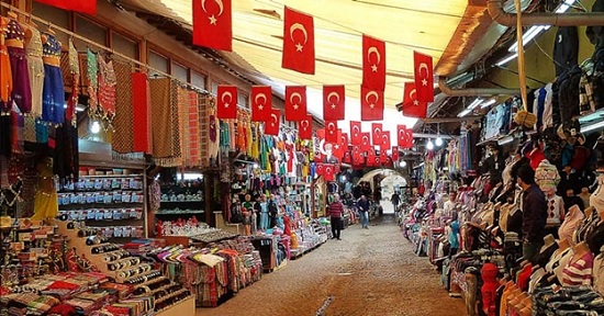 В курортных городах Турции теперь все ценники только в лирах