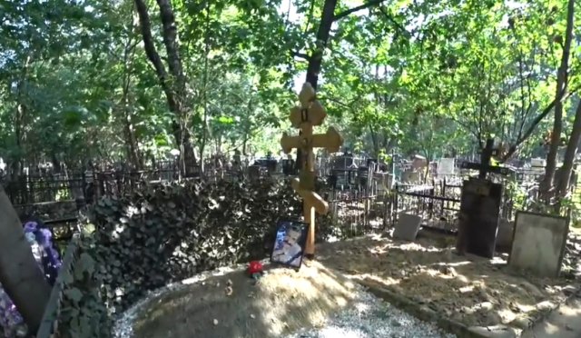 Вилли Токарев: как сейчас выглядит могила легендарного шансонье (фото)