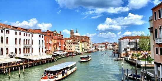 Венеция вводит плату за посещения для туристов