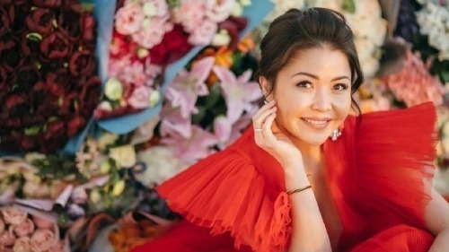 «Просто и не грустно»: Аксель Садвакасова отметила 40-летие на яхте в Майами
