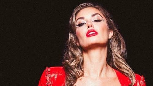 Агата Мусенез снова невеста: актриса получает предложение руки и сердца