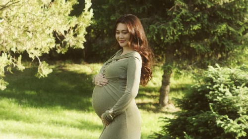 «Скоро родится ребенок»: Эрке делится новыми фотографиями и признается, что очень счастлив