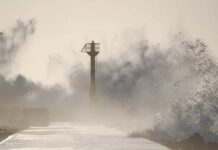 Ужасные последствия природных катаклизмов в Азии: есть погибшие