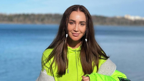 Бузову довели до слез взломавшие ее Instagram мошенники постом о бесплодии и усыновлении