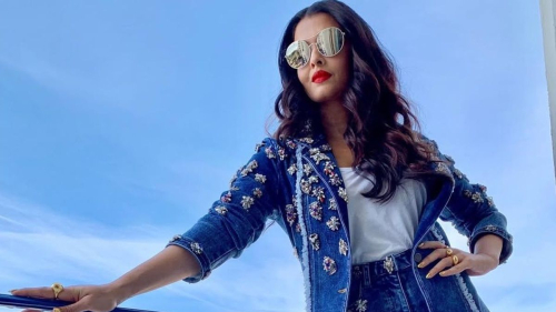 "Элегантность и волшебство": накануне 52-летия Айшвария Рай порадовала новыми фото 1 "Элегантность и волшебство": накануне 52-летия Айшвария Рай порадовала новыми фото