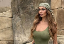 «20-летние ей уступают»: Алена Водонаева покрасовалась в платье без белья