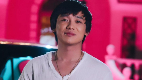 "Дал последний концерт": маму Кайрата Нуртаса возмутил фейк в Сети после его шоу в Алматы