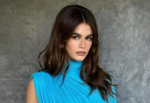 Дочь Синди Кроуфорд снялась в прозрачном платье и с мечом в руке