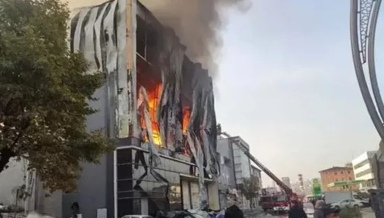 Пожар на косметическом заводе в Турции унес жизни шести человек: трое арестованы