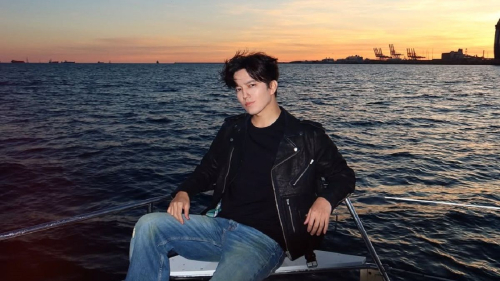 "Испания, еще увидимся!": Димаш показал фото, снятое после концерта в Барселоне