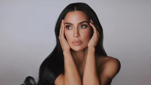 Ким Кардашьян заявила, что американцы не высаживались на Луну. НАСА пригласило ее на запуск "Артемиды"