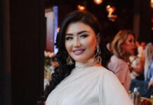 «На маму похож»: Зарина Омарова показала сына-студента