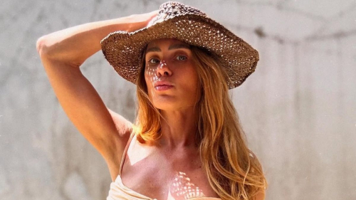 "Одни кости": звезда сериала "Тропиканка" в купальнике поразила фанатов худобой 1 "Одни кости": звезда сериала "Тропиканка" в купальнике поразила фанатов худобой