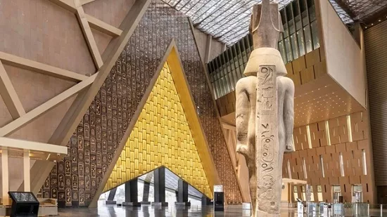 В Египте открылся новый музея - Grand Egyptian Museum В Египте открылся новый музея - Grand Egyptian Museum