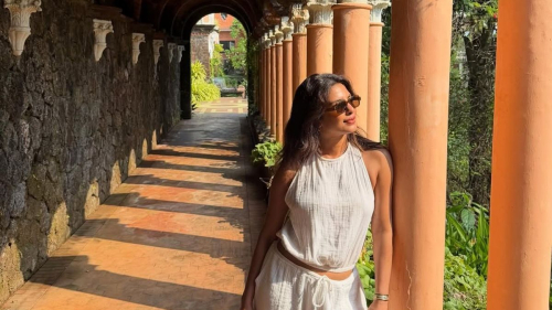 Приянка Чопра порадовала фанатов красочными фото из Гоа