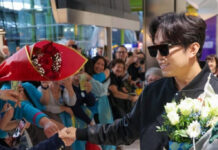 Теплая встреча с фанатами в аэропорту и интервью на CNN: Димаш прилетел в Лондон