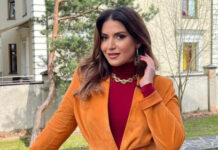 Жасмин показала фото с новорожденным внуком