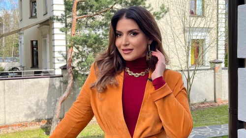 Жасмин показала фото с новорожденным внуком 1 Жасмин показала фото с новорожденным внуком