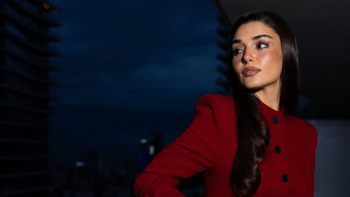 "Что с ней случилось?": Ханде Эрчел обеспокоила фанатов худобой 1 "Что с ней случилось?": Ханде Эрчел обеспокоила фанатов худобой