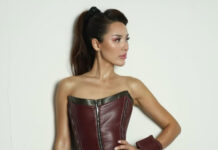 Элизат Берикова попозировала в стильном кожаном аутфите