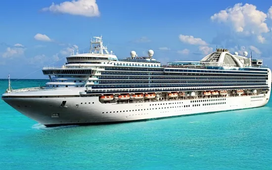 В Турции туристический новогодний тренд: вместо отелей — круизные лайнеры