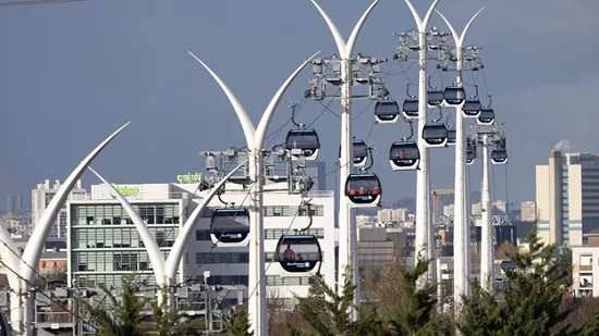 В Париже запустили одну из самых больших в мире канатных линий Европы