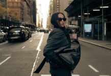 Гульназ Жоланова прогулялась по улицам Нью-Йорка в стильном образе и вдохновила фанатов