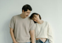 Известный блогер Артур Аскарулы и его супруга ожидают первенца