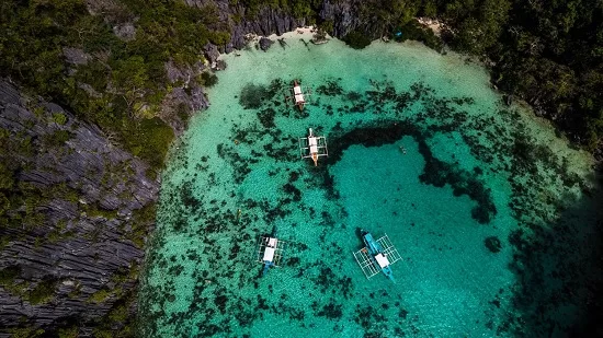 Эко-туризм и устойчивые путешествия: как отдыхать и заботиться о природе